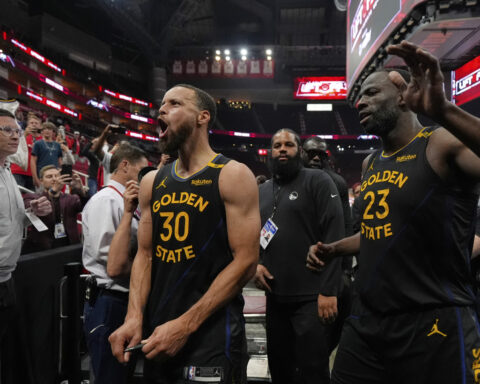 Stephen Curry and Buddy Hield lead Warriors past Rockets 103-89 in Game 7