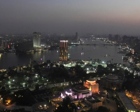 Egypt's net foreign assets jump in March after IMF review approval