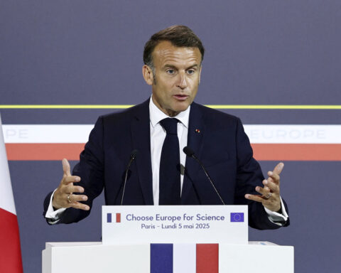 Europe launches a drive to attract scientists and researchers after Trump freezes US funding