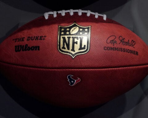Trump announces Washington D.C. to host 2027 NFL Draft