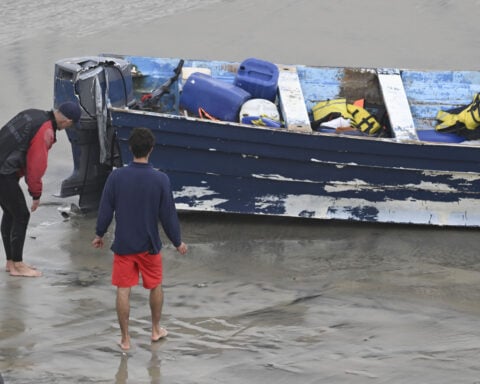 Boat believed to be carrying migrants capsizes off California coast, leaving 3 dead and 9 missing