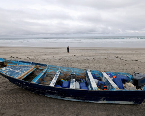 Three dead after boat capsizes near San Diego in suspected migrant smuggling effort