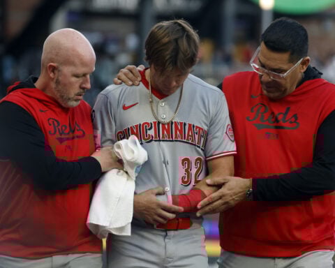 Reds rookie Tyler Callihan breaks his forearm trying for catch on inside-the-park homer