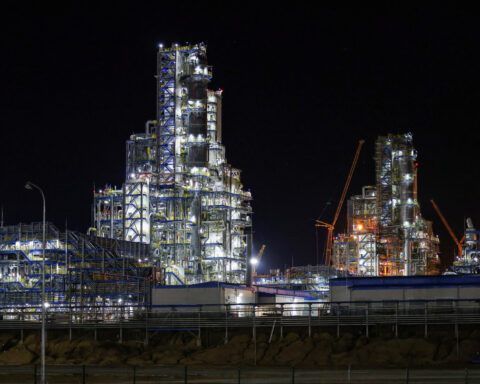 EU to set out plans to halt Russian gas imports by end-2027
