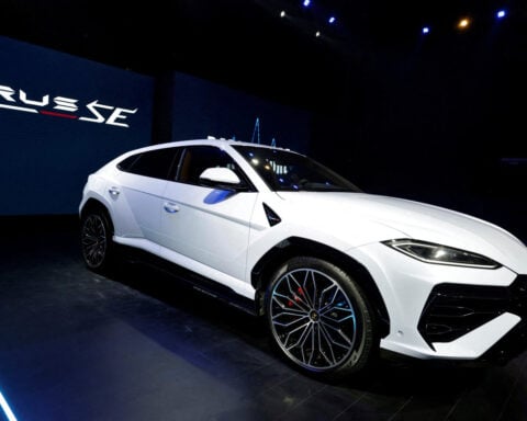Lamborghini quarterly revenue up 29.6% as hybrid models boost deliveries