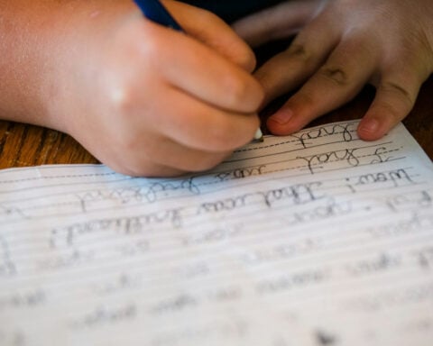 Can learning cursive help kids read better? Some policymakers think it’s worth a try