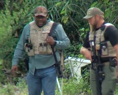 Victim identified in deadly Florida bear attack, 2 bears removed from area