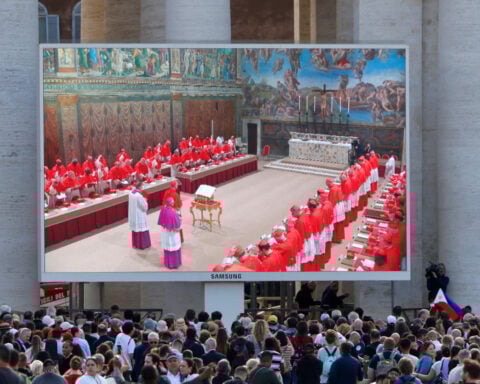 Doors of Sistine Chapel close, conclave to elect new pope starts