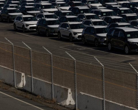 US considering exempting car seats, strollers from Chinese tariffs