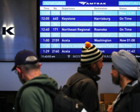 US railroad Amtrak cutting 450 positions, $100 million in annual costs