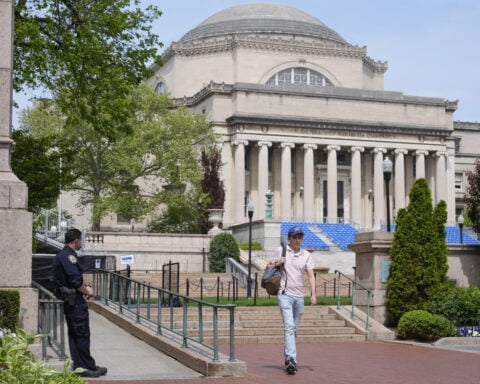 Pro-Palestinian demonstrators clash with security guards at Columbia University