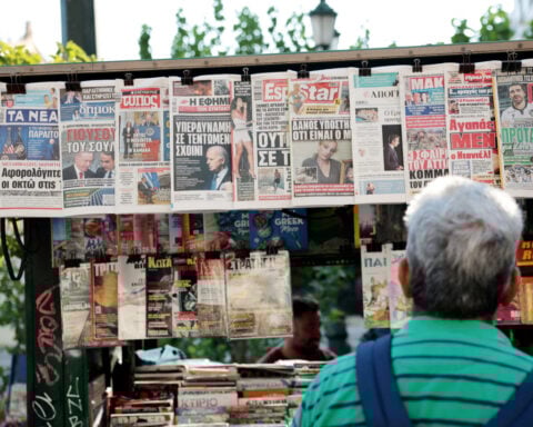 Press freedom stifled in Greece, reforms needed, says Human Rights Watch