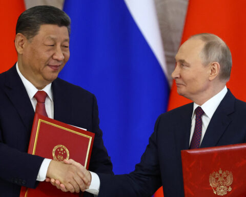 'Friends of steel': Xi and Putin pledge to stand together against US