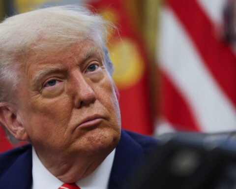 Trump, Starmer hail limited US-UK trade deal, but 10% duties remain