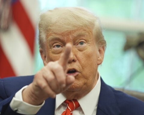 Trump keeps 10% tariffs on UK but cuts taxes on British autos, steel and aluminum with trade deal