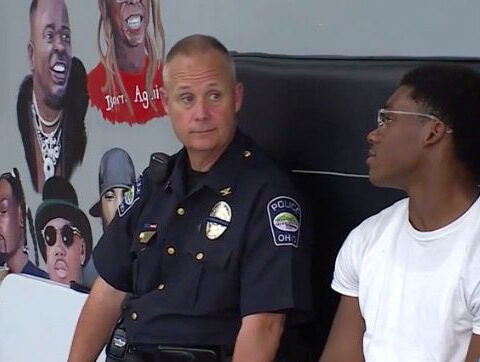 Ohio barbershop teams up with local law enforcement to help mentor young teens