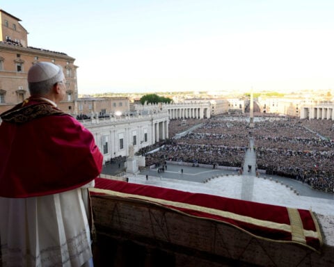 Pope who? Election of first US pontiff stuns St. Peter's crowd