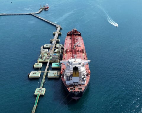 Oil prices post weekly gains on US-China trade talk optimism