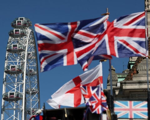 UK sanctions directors of oil trading group over Russian ties