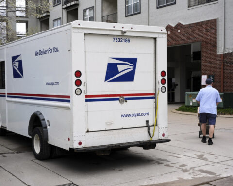 FedEx board member Steiner is picked to be next USPS postmaster general amid talk of privatization