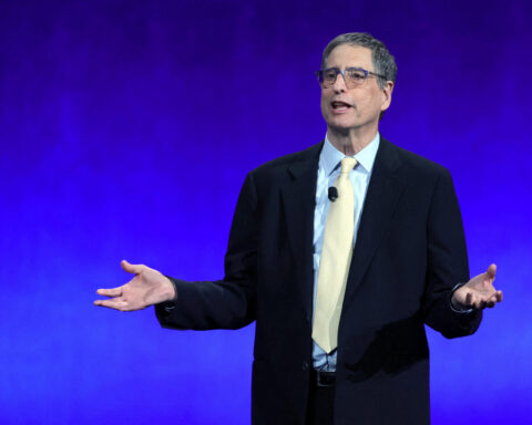 Sony Pictures extends Rothman's contract as CEO of its motion picture group