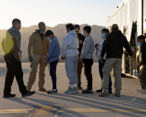 Migrants told of Libya deportation waited hours on tarmac, attorney says