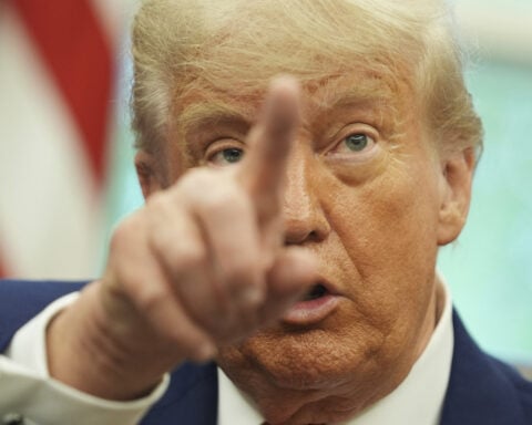 You called me. No — you called ME. Before US-China meeting, nations each say the other wanted talks