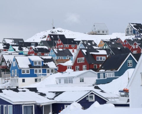 US weighs special status for Greenland as quest for island intensifies