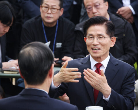 South Korea's conservatives settle on Kim Moon-soo after nomination turmoil exposes rifts