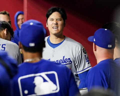 Oh Ohtani! Dodgers star hits 3-run homer in late rally in 14-11 victory over Diamondbacks