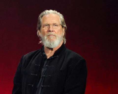 Jeff Bridges says he’s ‘feeling good’ nearly 5 years after cancer diagnosis, but dealing with ‘long-term’ Covid effects