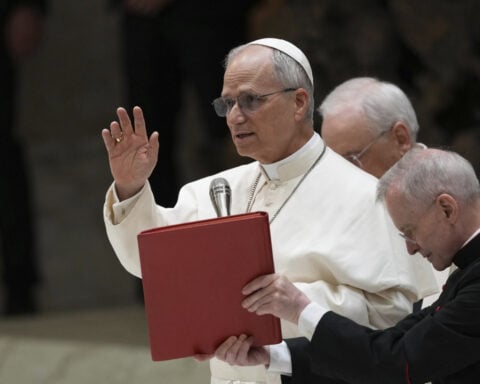Pope Leo XIV urges release of imprisoned journalists, affirms gift of free speech and press