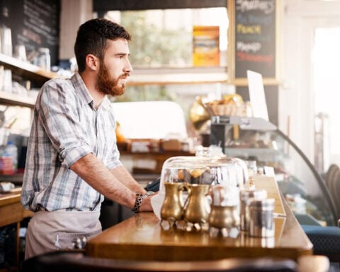 Report: Inflation and labor shortages are stressing small business owners right now