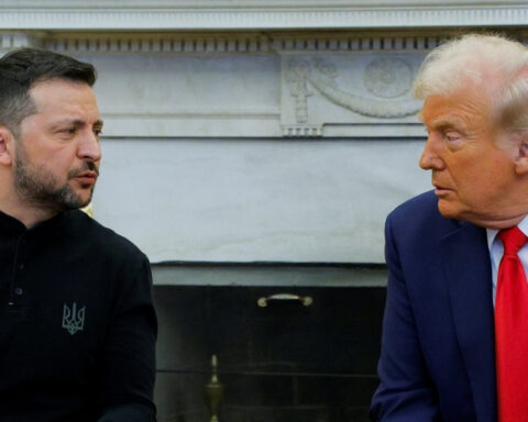 Trump says he could go to Turkey to join Russia, Ukraine