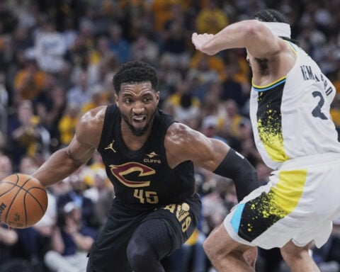 Top-seeded Thunder and Cavaliers host critical Game 5s in conference semifinals