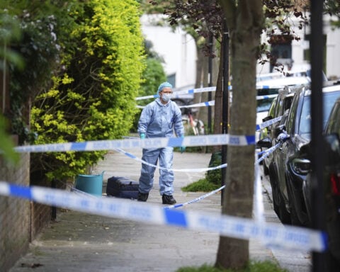 UK police investigate a fire at Prime Minister Keir Starmer's private house