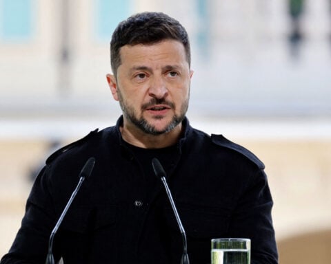 Zelensky insists he will only join Ukraine-Russia talks in Turkey this week if Putin is present