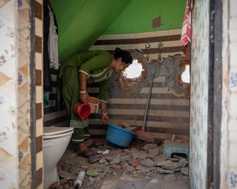 Indian border villagers want recompense for damages in Pakistan clashes