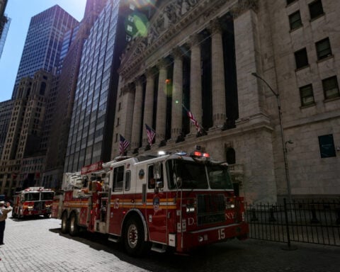 As fire truck prices hit $2 million, US firefighters demand an antitrust probe