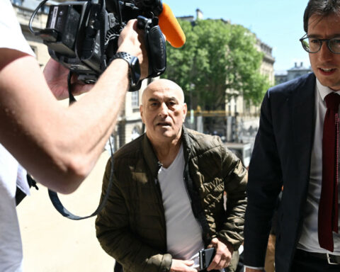 Kardashian tells court she ‘absolutely thought’ robbers would kill her in $10 million heist