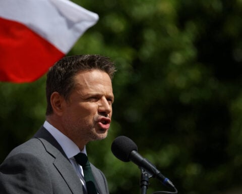 Tough enough? Polish presidential hopefuls train for war amid security fears