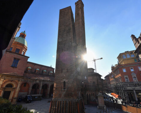 Bologna's leaning tower to be stabilised by late 2028, mayor says
