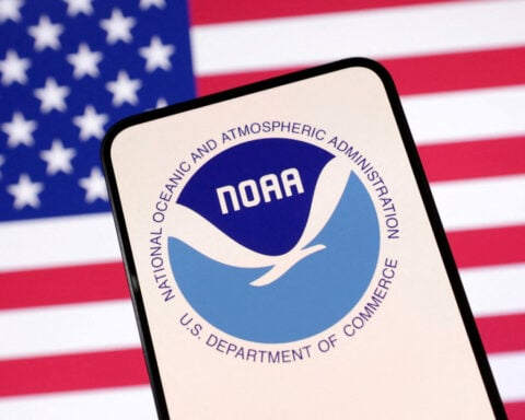 California senator calls on NOAA to restore 'billion-dollar' disaster database