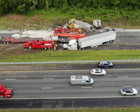 3 people killed in fiery crash involving a half-dozen vehicles on north Georgia interstate