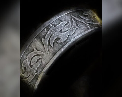 Officials seek identification of body found in Lake Michigan with unique ring