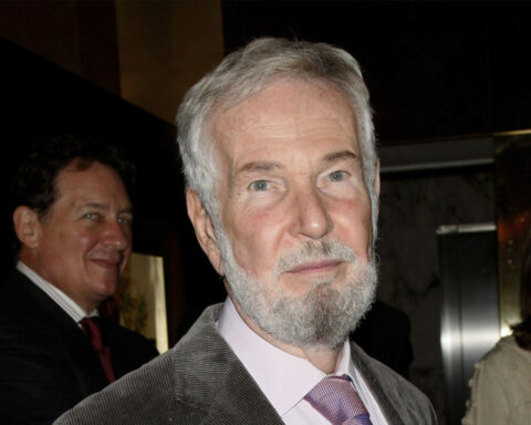 Robert Benton, Oscar-winning filmmaker of 'Kramer vs. Kramer,' dead at 92