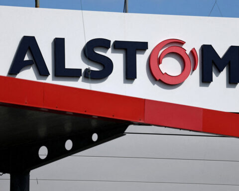Alstom forecasts softer cash flow after strong annual beat, shares fall