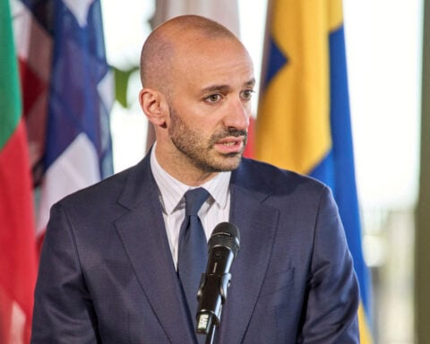 France expels Algerian officials in tit-for-tat measure, minister says ties 'totally blocked'