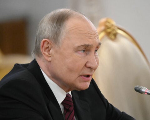 Putin has invitation to visit Iran, but dates have yet to be set, Kremlin says