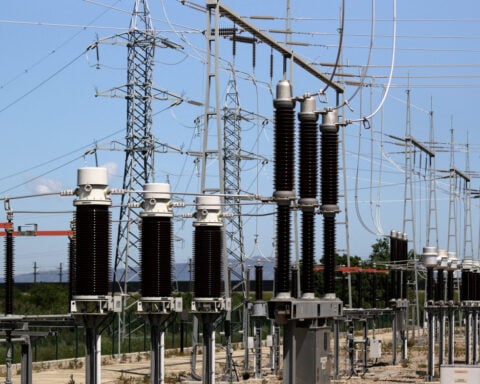 No sign of cyberattack on grid operator during Spain's blackout, minister says